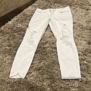 Old navy, size: women’s 6 , white ,rockstar skinny ankle